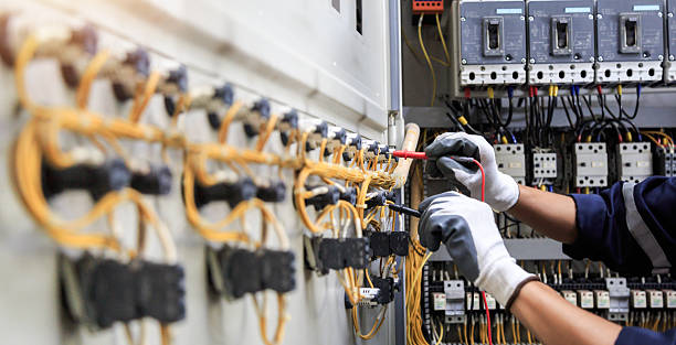 Professional Electrician technician working in Lisbon, ND